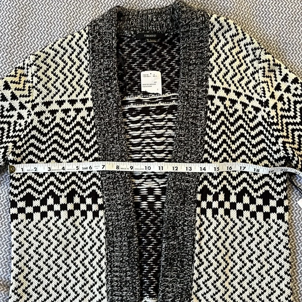 Chunky Cardigan Sweater - Picture 4 of 15